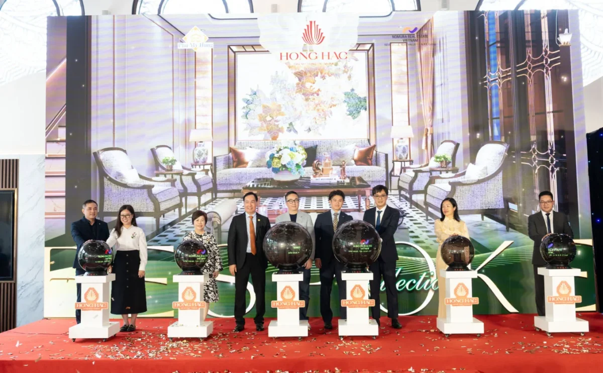 Những Khoảnh Khắc Ấn Tượng Tại Sự Kiện Khai Trương Nhà Mẫu Hồng Hạc City 27 su kien khai truong hong hac 6